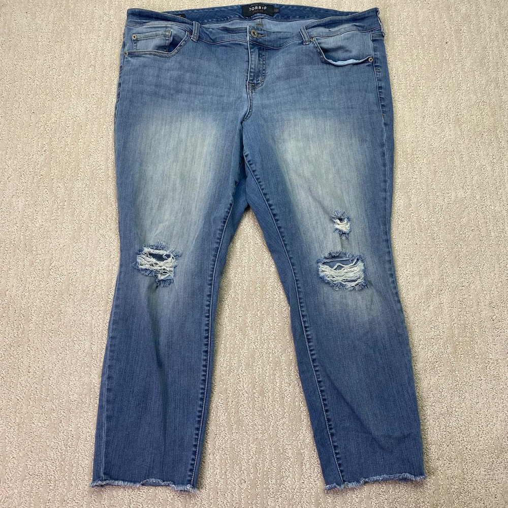 Torrid Womens Boyfriend Jeans Distressed Blue Denim Size 22